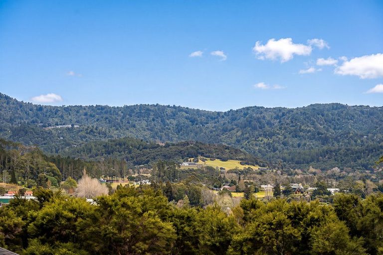 Photo of property in 108 San Valentino Drive, Henderson, Auckland, 0612