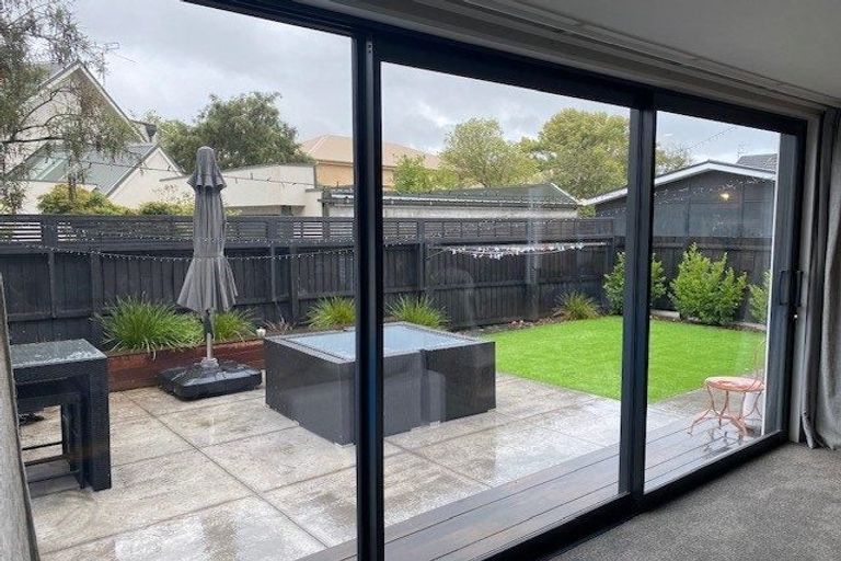 Photo of property in 9 Kahu Road, Riccarton, Christchurch, 8041