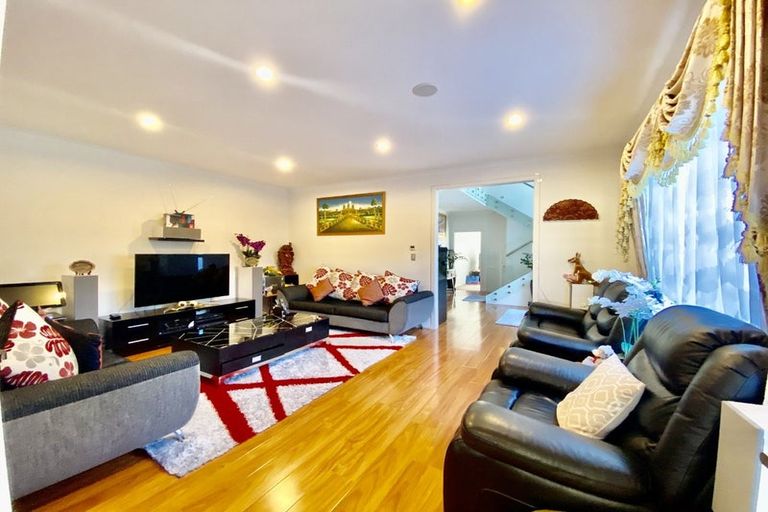 Photo of property in 143 Flat Bush School Road, Flat Bush, Auckland, 2019