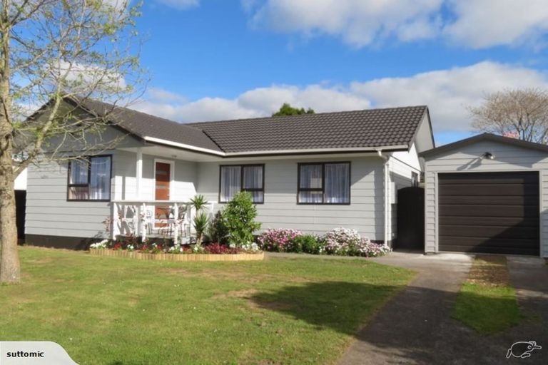 Photo of property in 75a Willis Road, Papakura, 2110