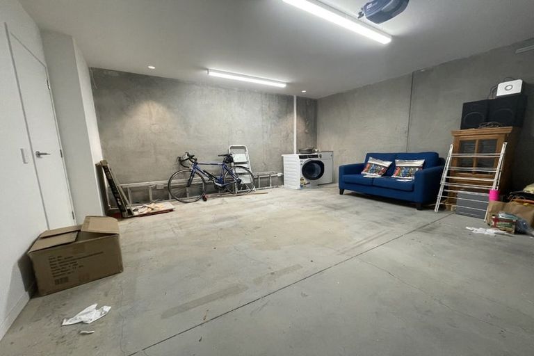 Photo of property in 7 Jean Caldwell Way, Island Bay, Wellington, 6023