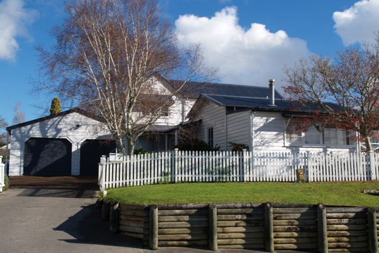 Photo of property in 7 Masefield Street, Cockle Bay, Auckland, 2014