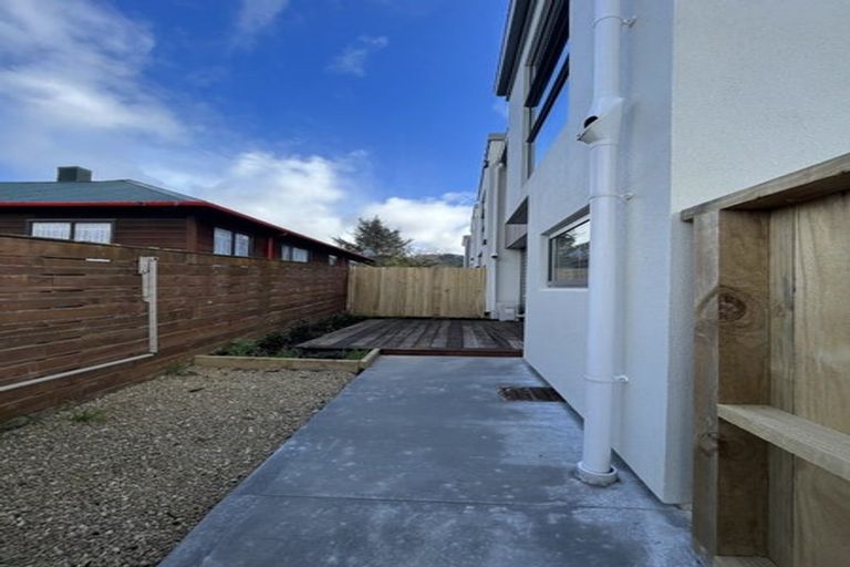 Photo of property in 1/43 Churton Crescent, Taita, Lower Hutt, 5011