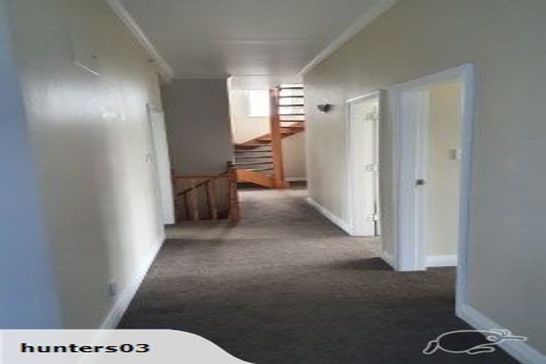 Photo of property in 64 Central Terrace, Kelburn, Wellington, 6012