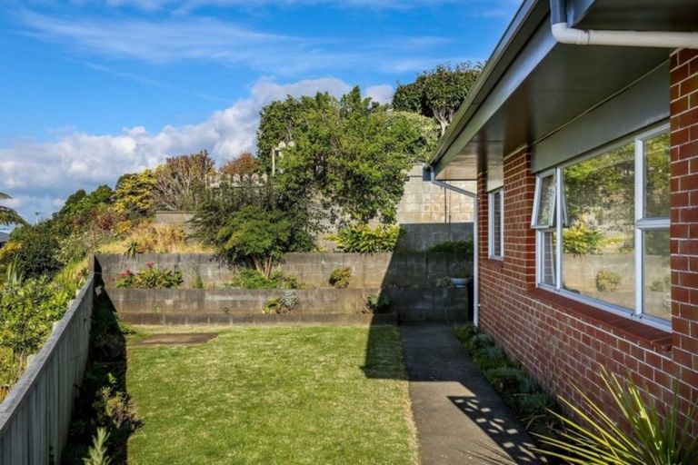 Photo of property in 31/1 Findlay Street, Moturoa, New Plymouth, 4310