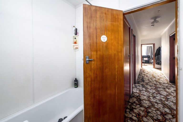 Photo of property in 19 Surrey Street, Solway, Masterton, 5810