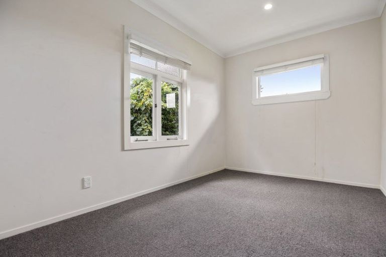Photo of property in 96 Edinburgh Street, Pukekohe, 2120