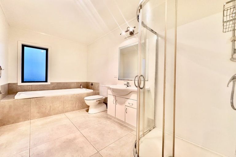 Photo of property in 21 Kelvin Road, Papakura, 2110