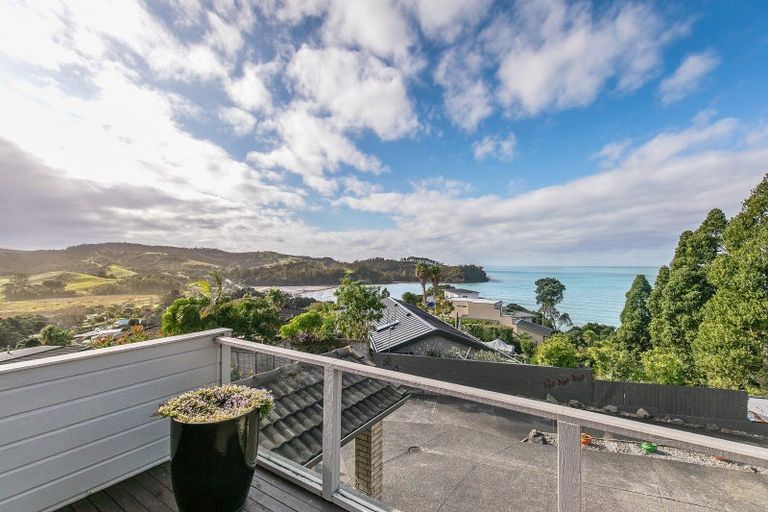 Photo of property in 11 Sykes Avenue, Hatfields Beach, Orewa, 0931