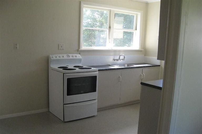 Photo of property in 179 Wainuiomata Road, Wainuiomata, Lower Hutt, 5014