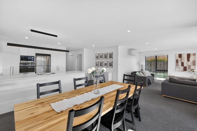 Photo of property in 32 Merrin Street, Avonhead, Christchurch, 8042