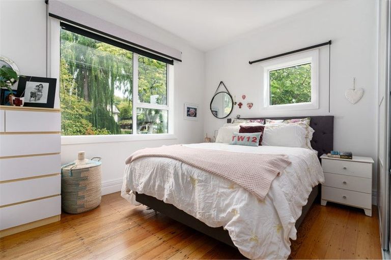 Photo of property in 215 Waimea Terrace, Beckenham, Christchurch, 8023