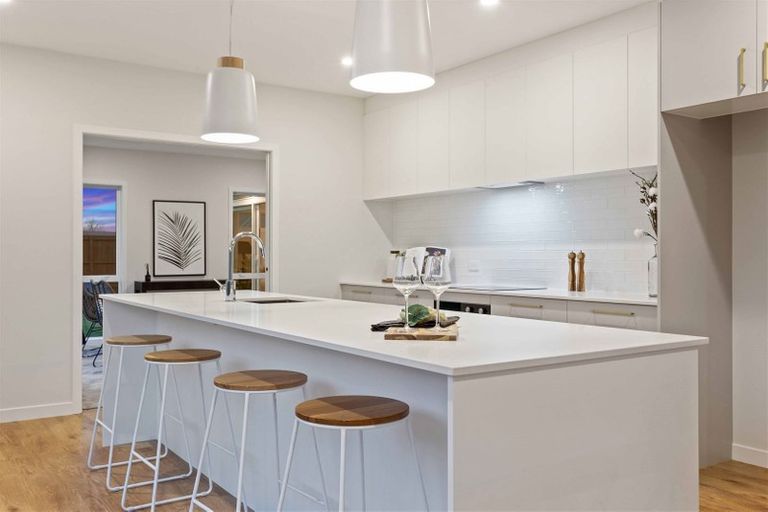 Photo of property in 29 Valour Drive, Rangiora, 7400