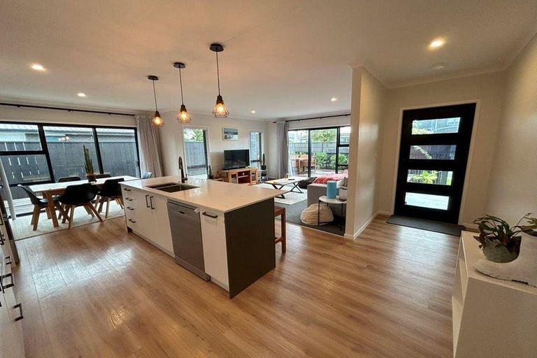 Photo of property in 77a Percy Road, Papamoa Beach, Papamoa, 3118