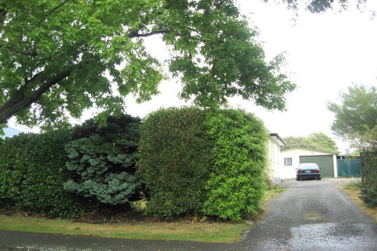 Photo of property in 27 Belfield Street, Dallington, Christchurch, 8061