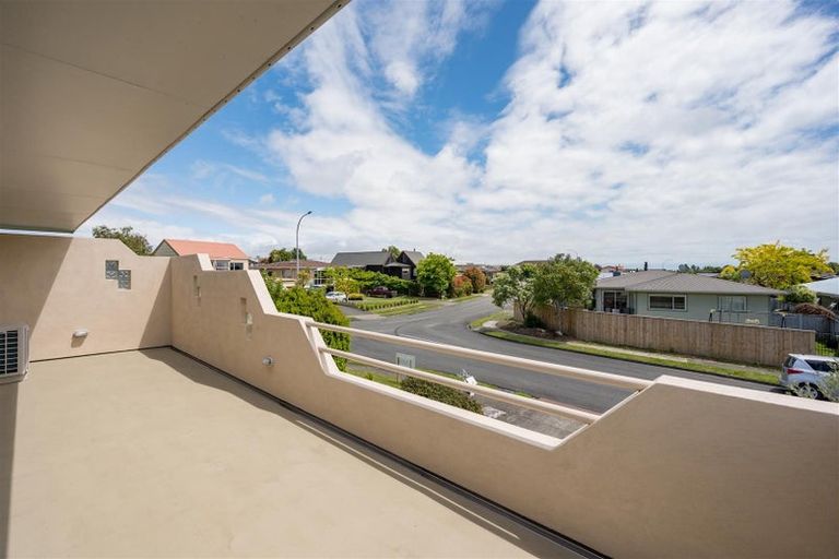 Photo of property in 2 Porritt Place, Stoke, Nelson, 7011