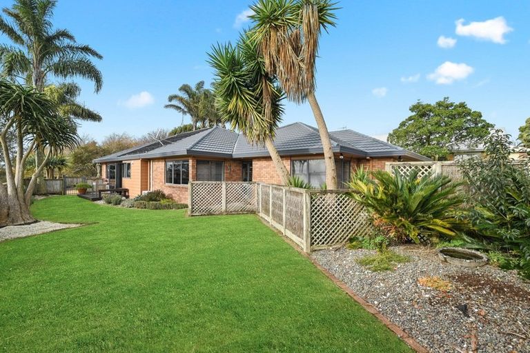 Photo of property in 6 Melfort Place, Nawton, Hamilton, 3200