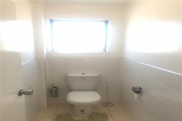 Photo of property in 20 Boundary Road, Blockhouse Bay, Auckland, 0600