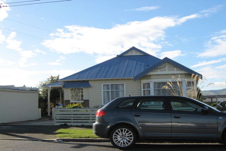 Photo of property in 1 Kennedy Street, Saint Clair, Dunedin, 9012