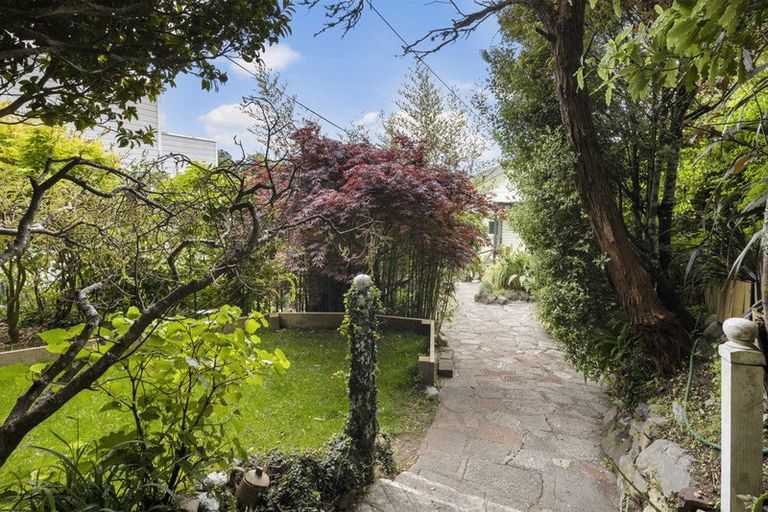 Photo of property in 18 Bruce Avenue, Brooklyn, Wellington, 6021