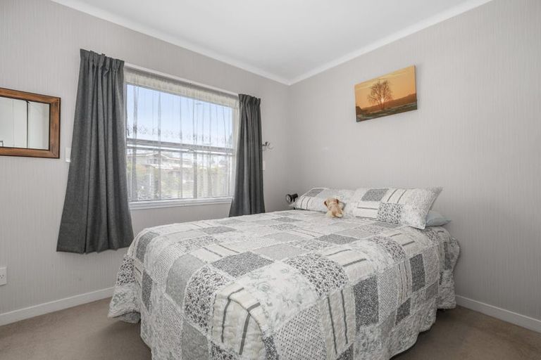 Photo of property in 247a Ngatai Road, Otumoetai, Tauranga, 3110