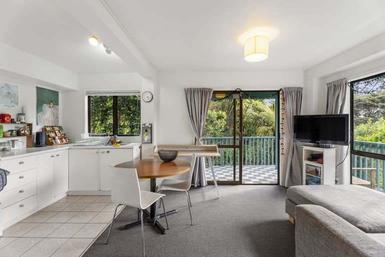 Photo of property in 63 Pemberton Avenue, Bayview, Auckland, 0629