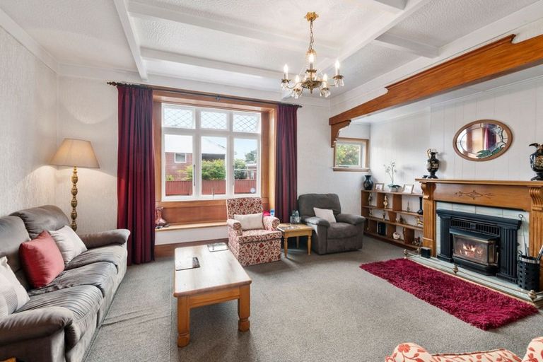 Photo of property in 56 Queenwood Road, Levin, 5510