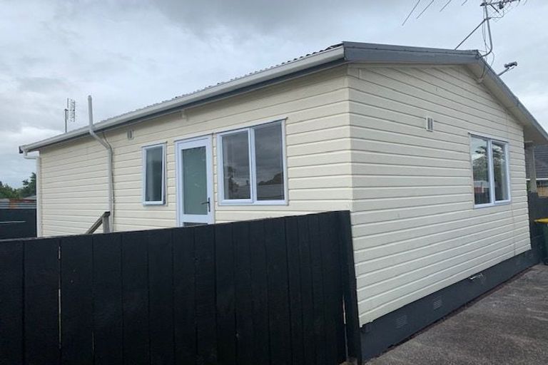 Photo of property in 36 Bowater Place, Manurewa, Auckland, 2102