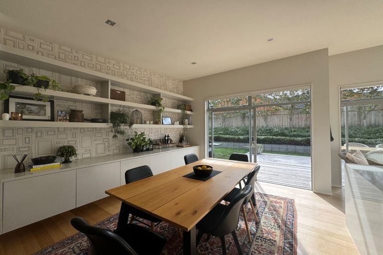 Photo of property in 121 Butcher Road, Pukekohe, 2120