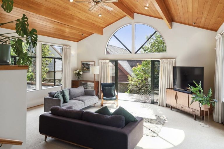 Photo of property in 22 Wychwood Crescent, Springfield, Rotorua, 3015