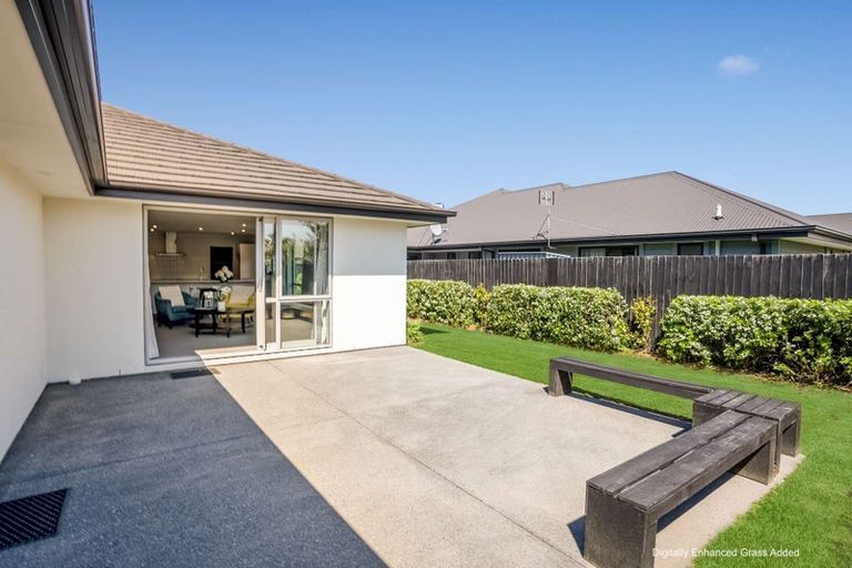 Photo of property in 4 Urihia Street, Marshland, Christchurch, 8083