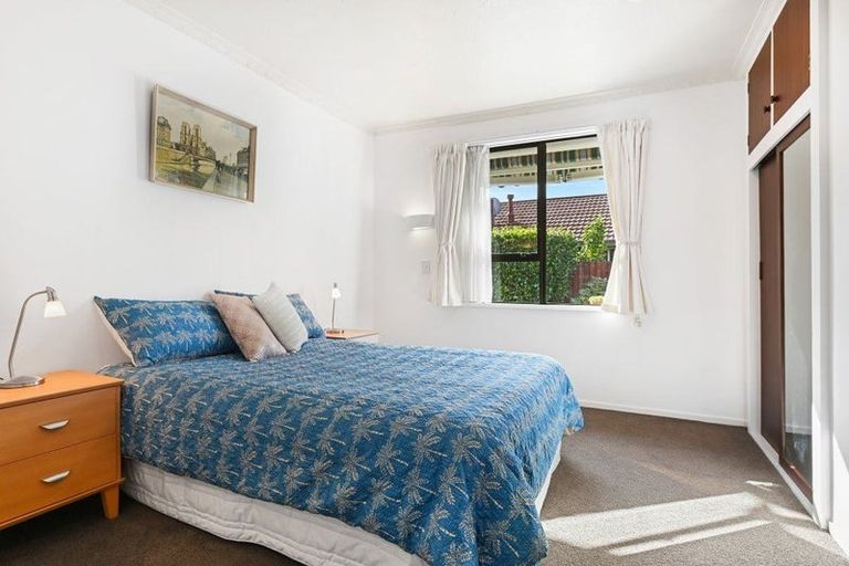 Photo of property in 30 Sayers Crescent, Ilam, Christchurch, 8041