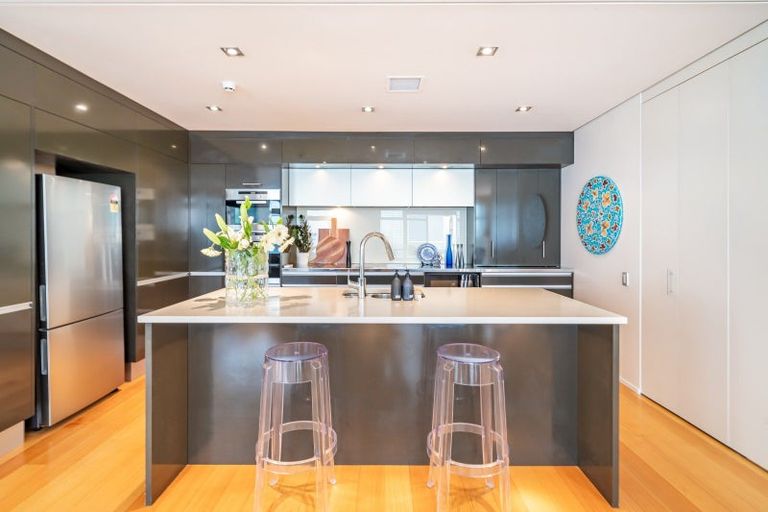 Photo of property in Trieste, 1/346 Oriental Parade, Oriental Bay, Wellington, 6011