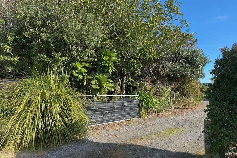 Photo of property in 58 Otaraoa Road, Motunui, Waitara, 4383