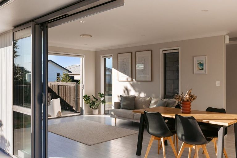 Photo of property in 43 Kaiora Drive, Papamoa Beach, Papamoa, 3118