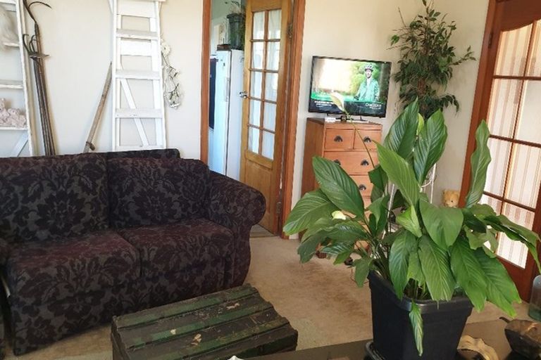 Photo of property in 32 Leicester Street, Patea, 4520