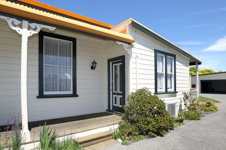 Photo of property in 814 Eaton Road, Saint Leonards, Hastings, 4120