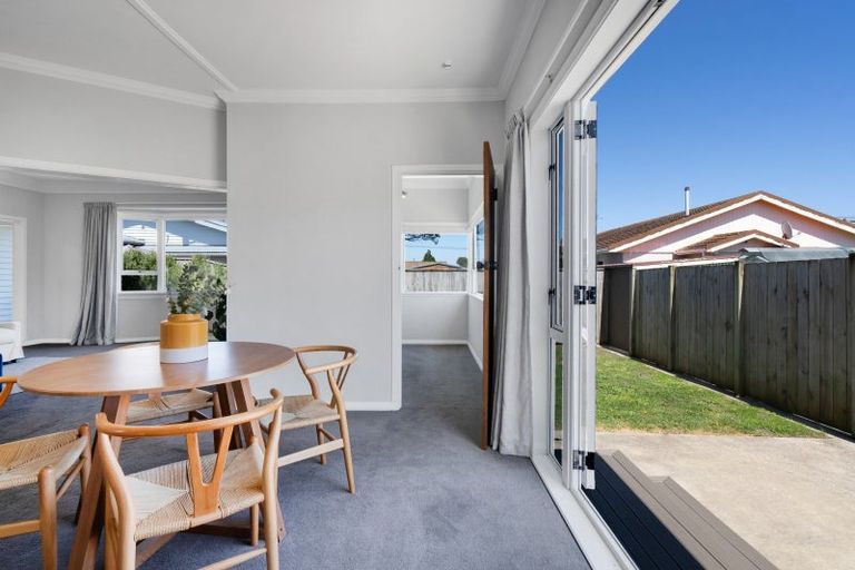 Photo of property in 104b Centennial Avenue, Waitara, 4320