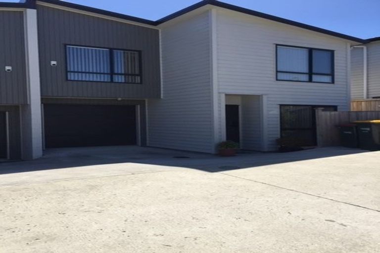 Photo of property in 7 Sophie Lane, Henderson, Auckland, 0612