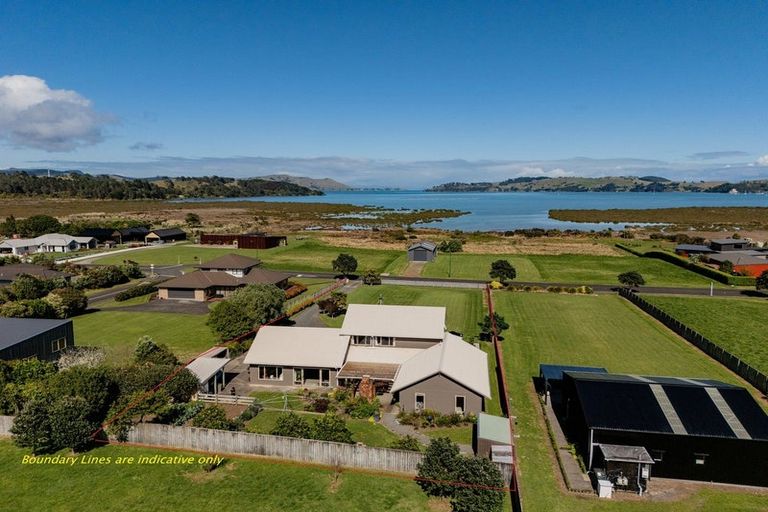 Photo of property in 13 Koromiko Drive, Coromandel, 3506