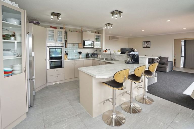 Photo of property in 7 Southworth Place, Grandview Heights, Hamilton, 3200