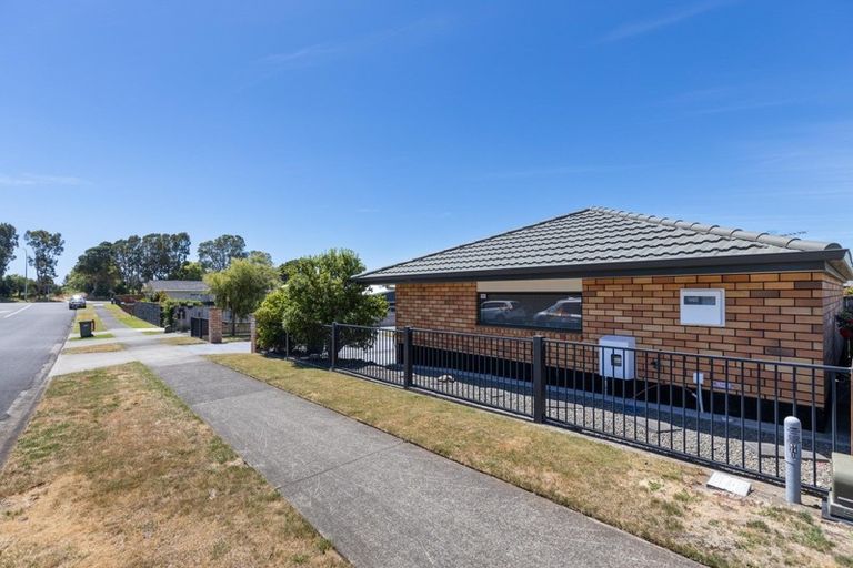Photo of property in 70 Sunnyvale Street, Bell Block, New Plymouth, 4312