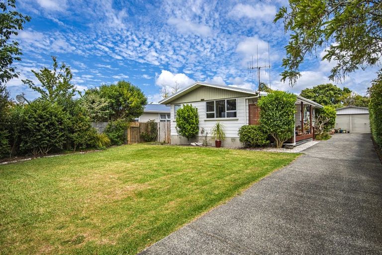 Photo of property in 16 Beazley Crescent, Tikipunga, Whangarei, 0112