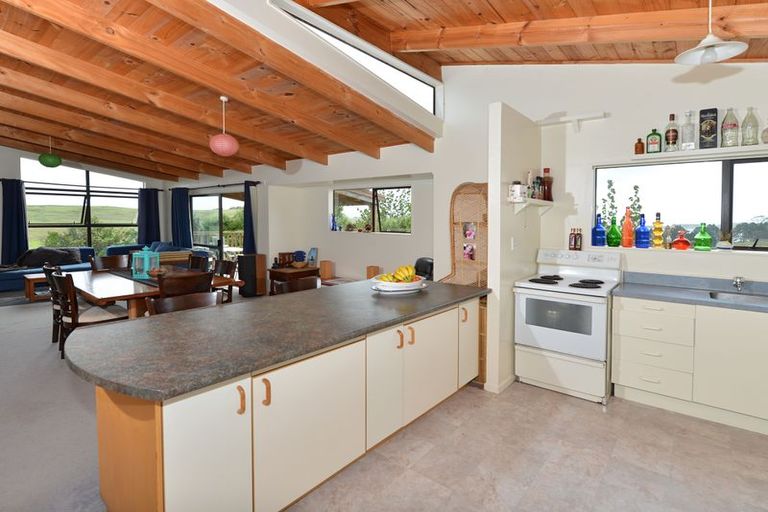 Photo of property in 19 Matakohe Place, Portland, Whangarei, 0178