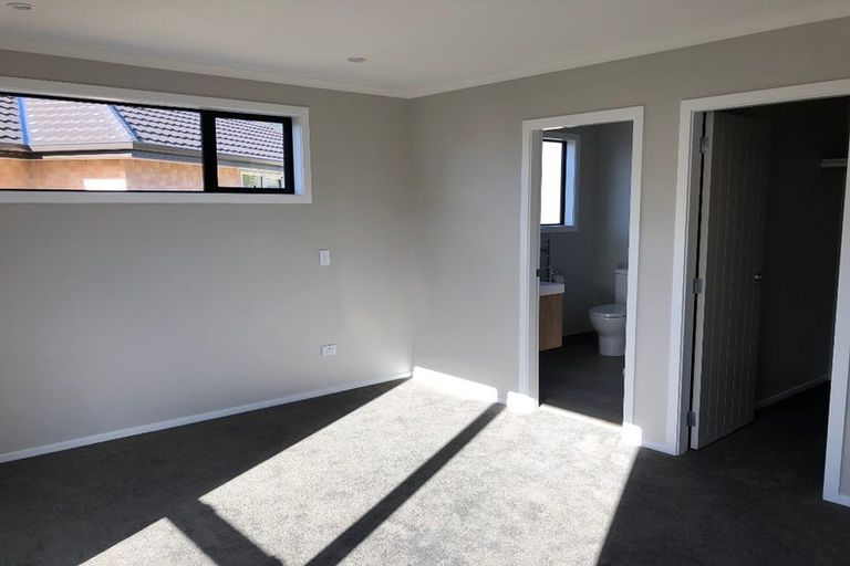 Photo of property in 1 Pohe Street, Waikanae, 5036