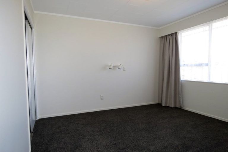 Photo of property in 25-27 Romilly Street, Westport, 7825