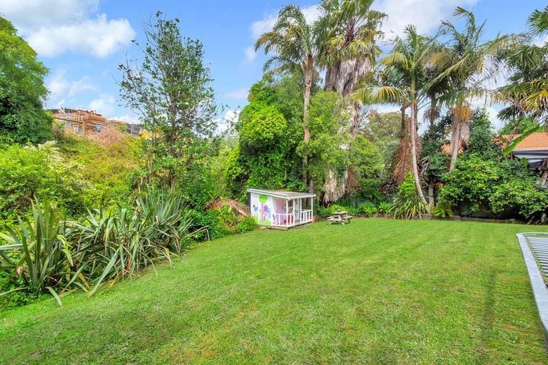 Photo of property in 44a Riserra Drive, Ranui, Auckland, 0612