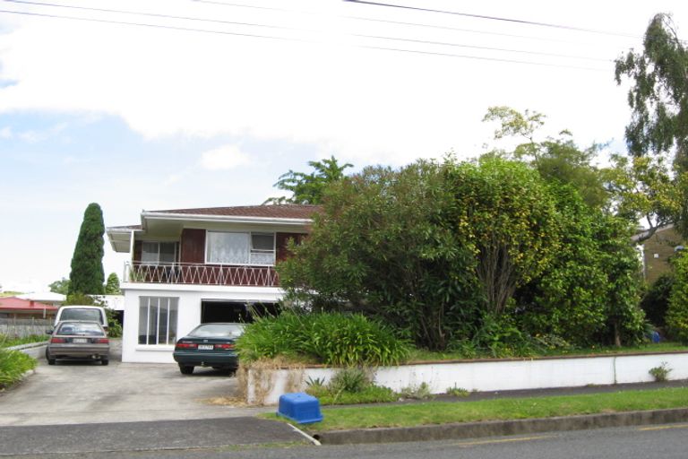 Photo of property in 2/150 Kitchener Road, Pukekohe, 2120