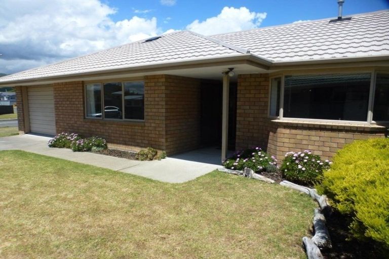 Photo of property in 57 Makarini Street, Paraparaumu, 5032