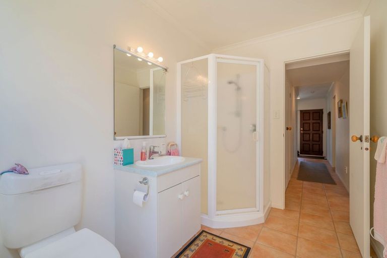 Photo of property in 4a Albert Street, Whitianga, 3510